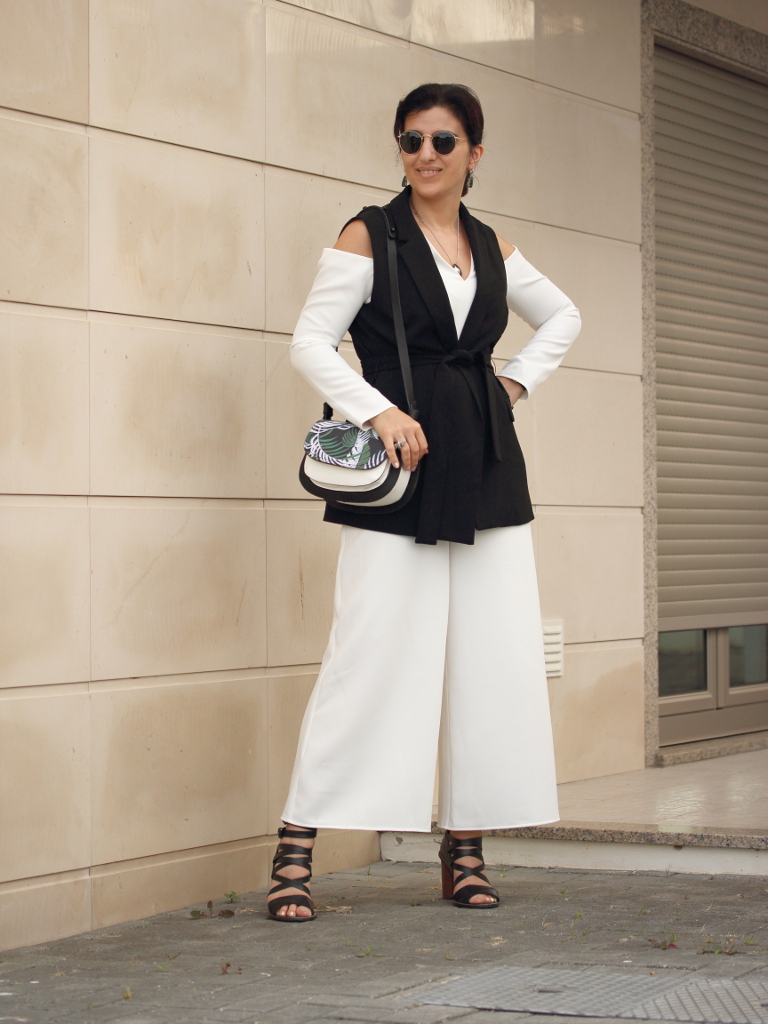 Tany et La Mode: The white cold-shoulder culotte jumpsuit - O macacão ...
