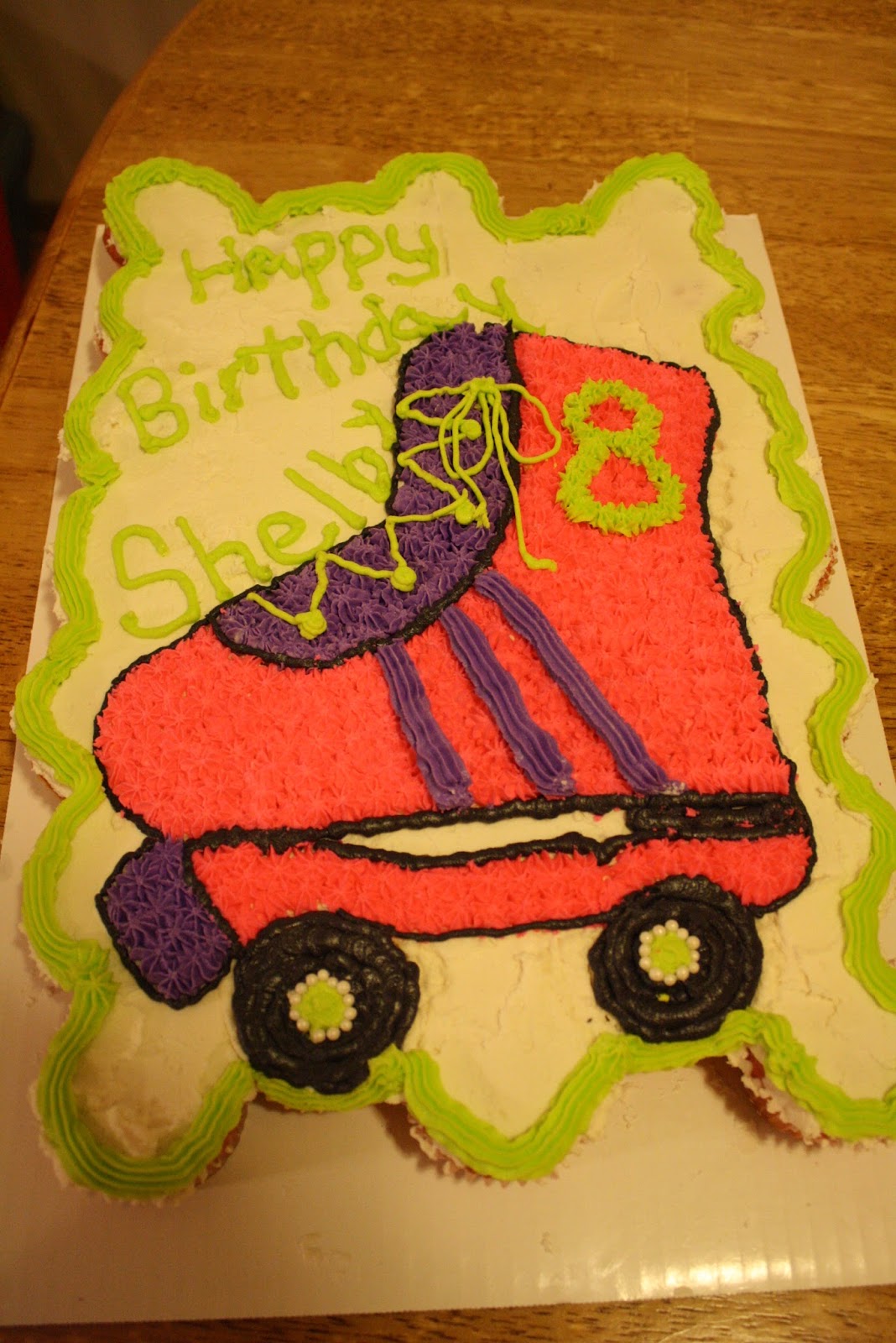 A Roller Skate Cupcake Cake