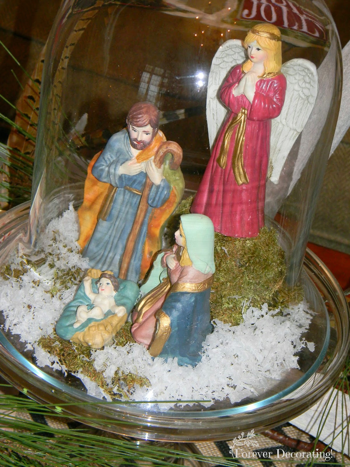 Forever Decorating! Creative Nativity Display