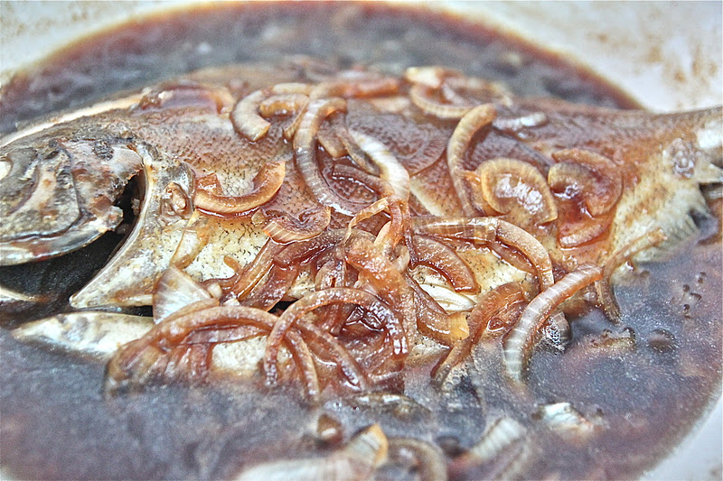 Extra Virgin Chef: Mom's 10-minute Whole Fish Dish