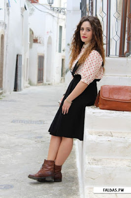 Faldas y botines Faldas y botines