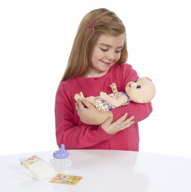 Nằm mơ thấy em bé ôm búp bê - soicauxsmb.com Nằm mơ thấy em bé ôm búp bê - soicauxsmb.com