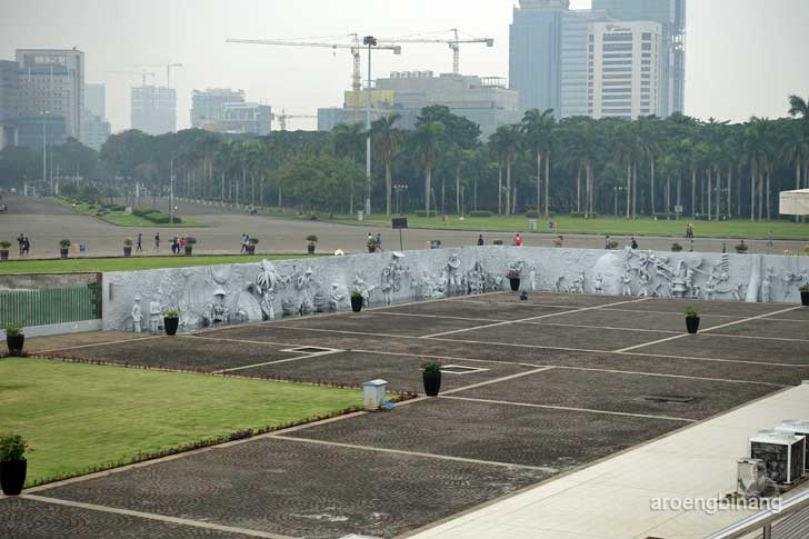 tugu monumen nasional monas jakarta