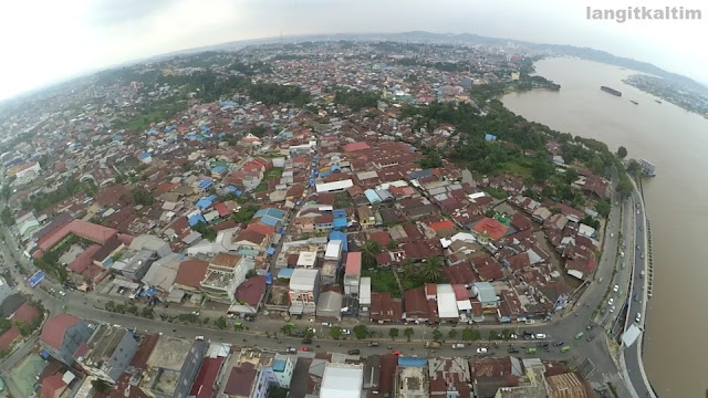 Foto Udara Sepktakuler di Pusat Kota Samarinda