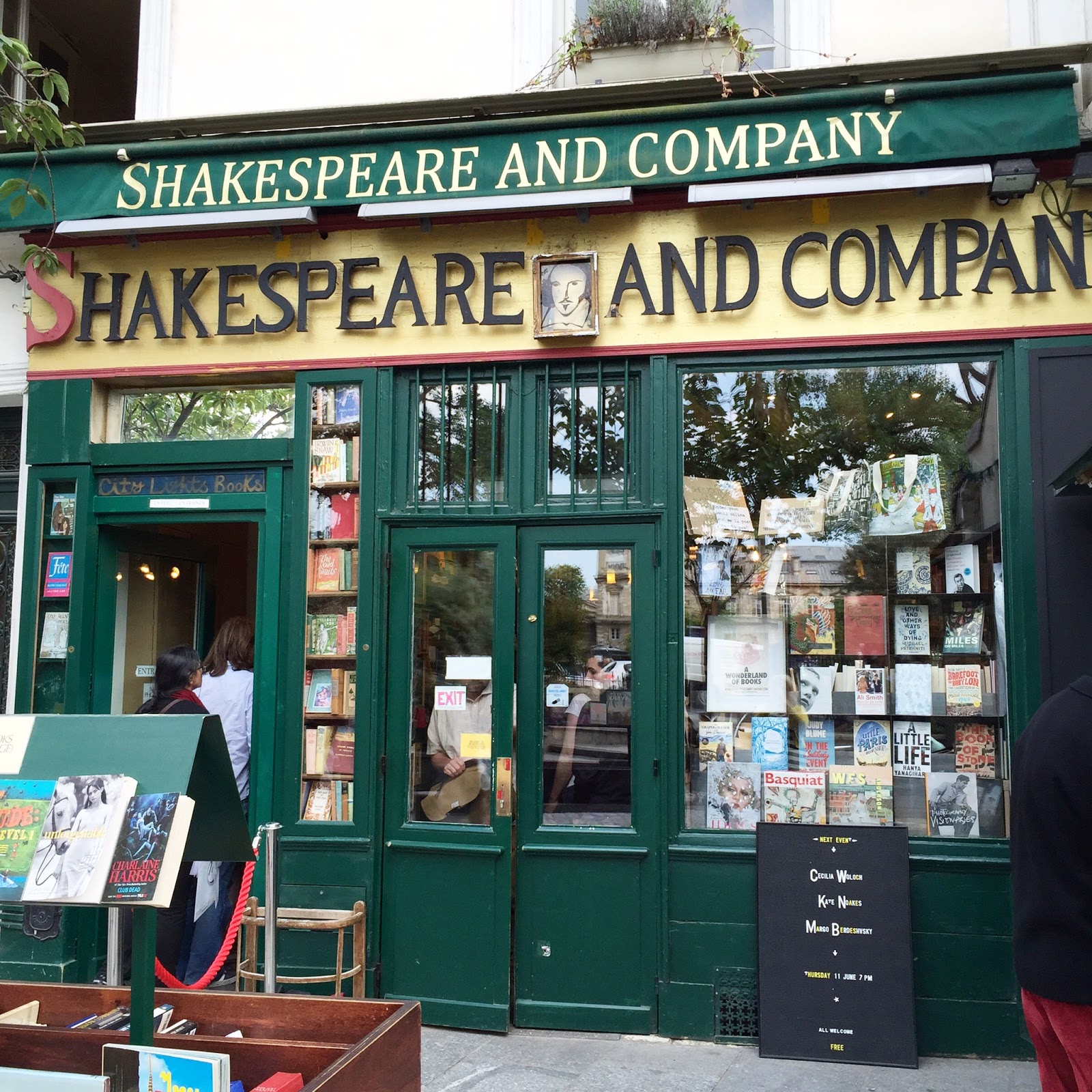 Pippa #39 s Cabinet: Shakespeare and Company Pippa #39 s Cabinet: Shakespeare and Company