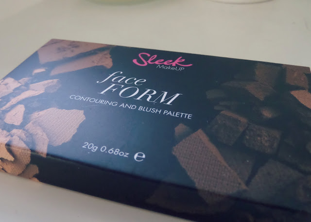 Sleek Face Form Contouring Kit Packaging
