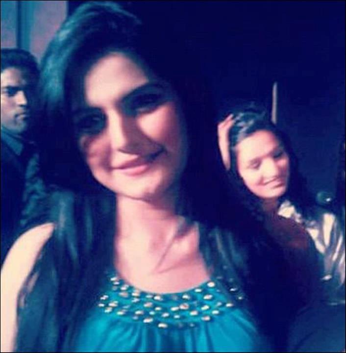 Bollywood World Zarine Khan Unseen Beautiful Pictures Gallery ( 50 Pics )