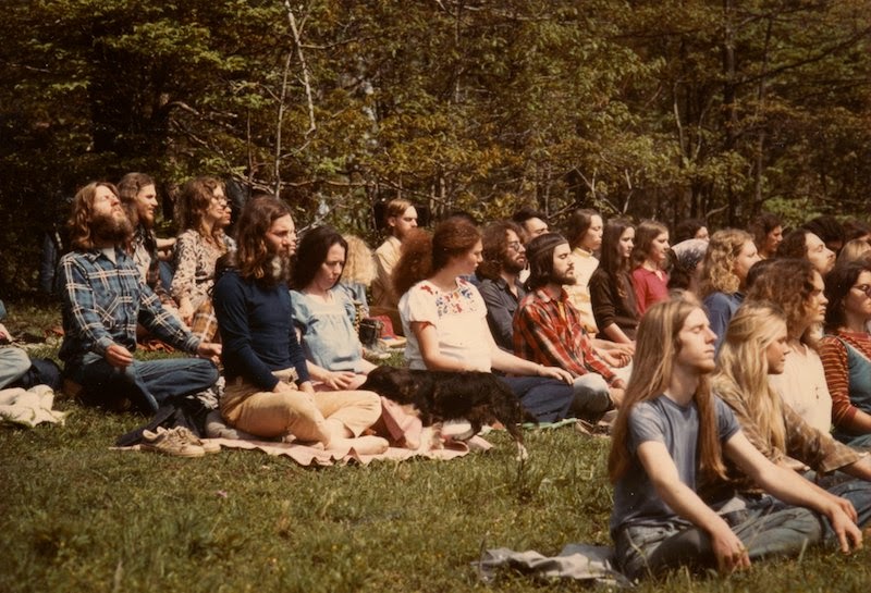 Amazing Color Photographs of America’s Hippie Communes From the 1970s