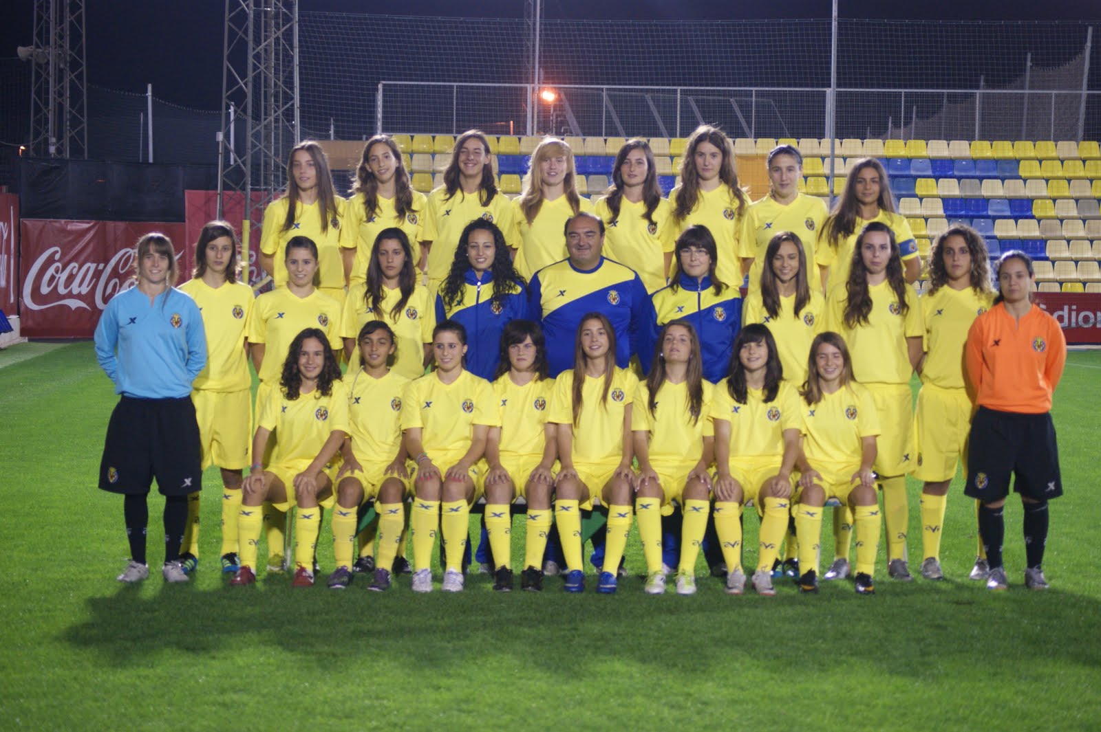 VILLARREAL FEMENINO 30 JUGADORAS DEL VILLARREAL FEMENINO EN EL