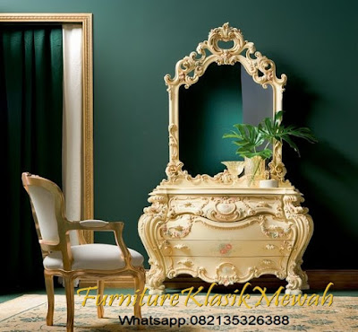 Dresser ukir,bufet ukir klasik mewah,Kabinet Ukir Jepara-Furniture Klasik Mewah Dresser ukir,bufet ukir klasik mewah,Kabinet Ukir Jepara-Furniture Klasik Mewah