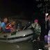 Lintasi Gelap Malam, Tim SAR Marinir Bagikan Bantuan Korban Banjir