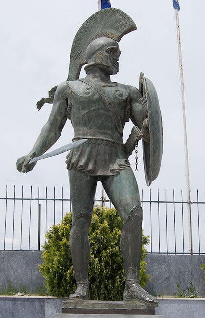 Leonidas statue