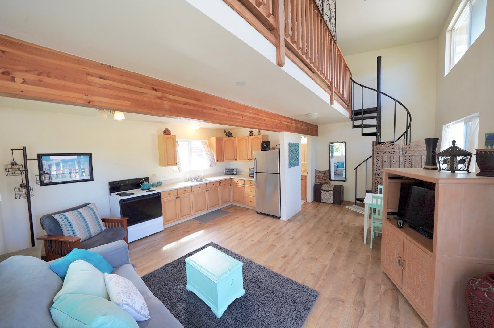 North Shore Loft Beautiful 2 Bedroom Vacation Home near Sunset Beach, Oahu