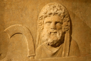 Διογενείς και Κρονιοι  