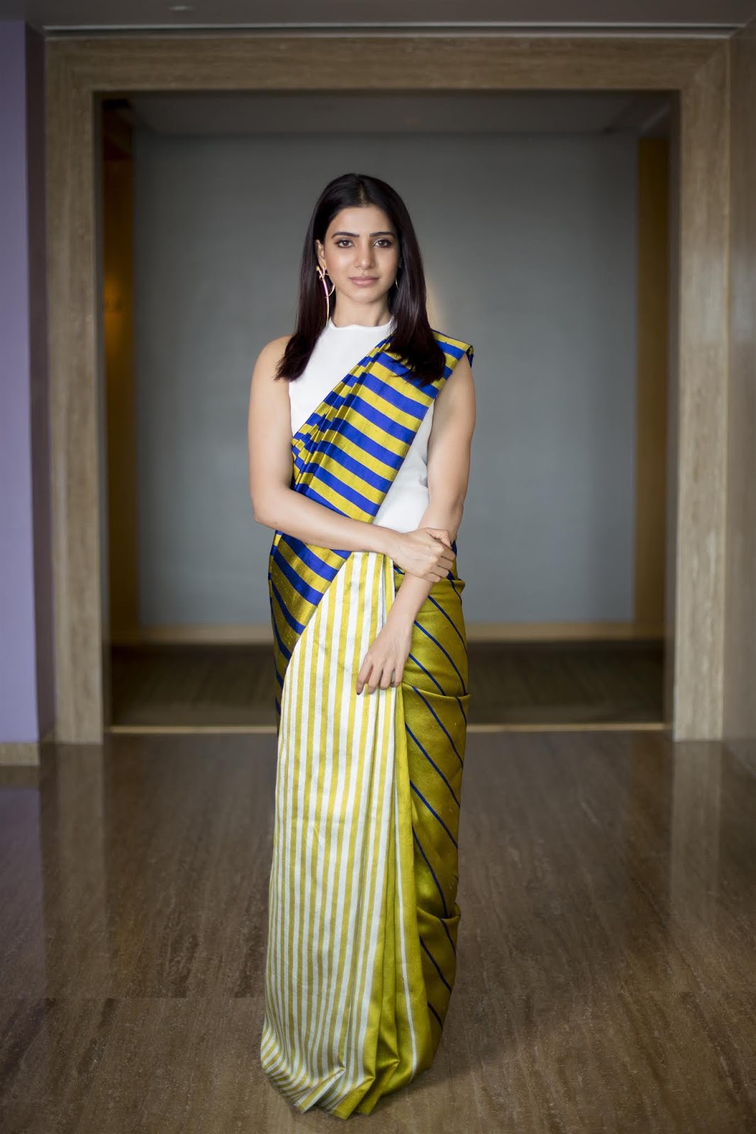 Actress Samantha Akkineni Cute Stills In Lemon Green Saree - Latest
