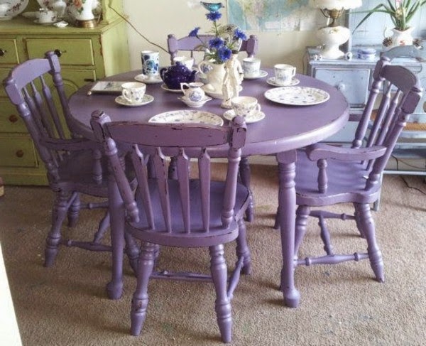 Chair in purple &#8211; stylish and extravagant!