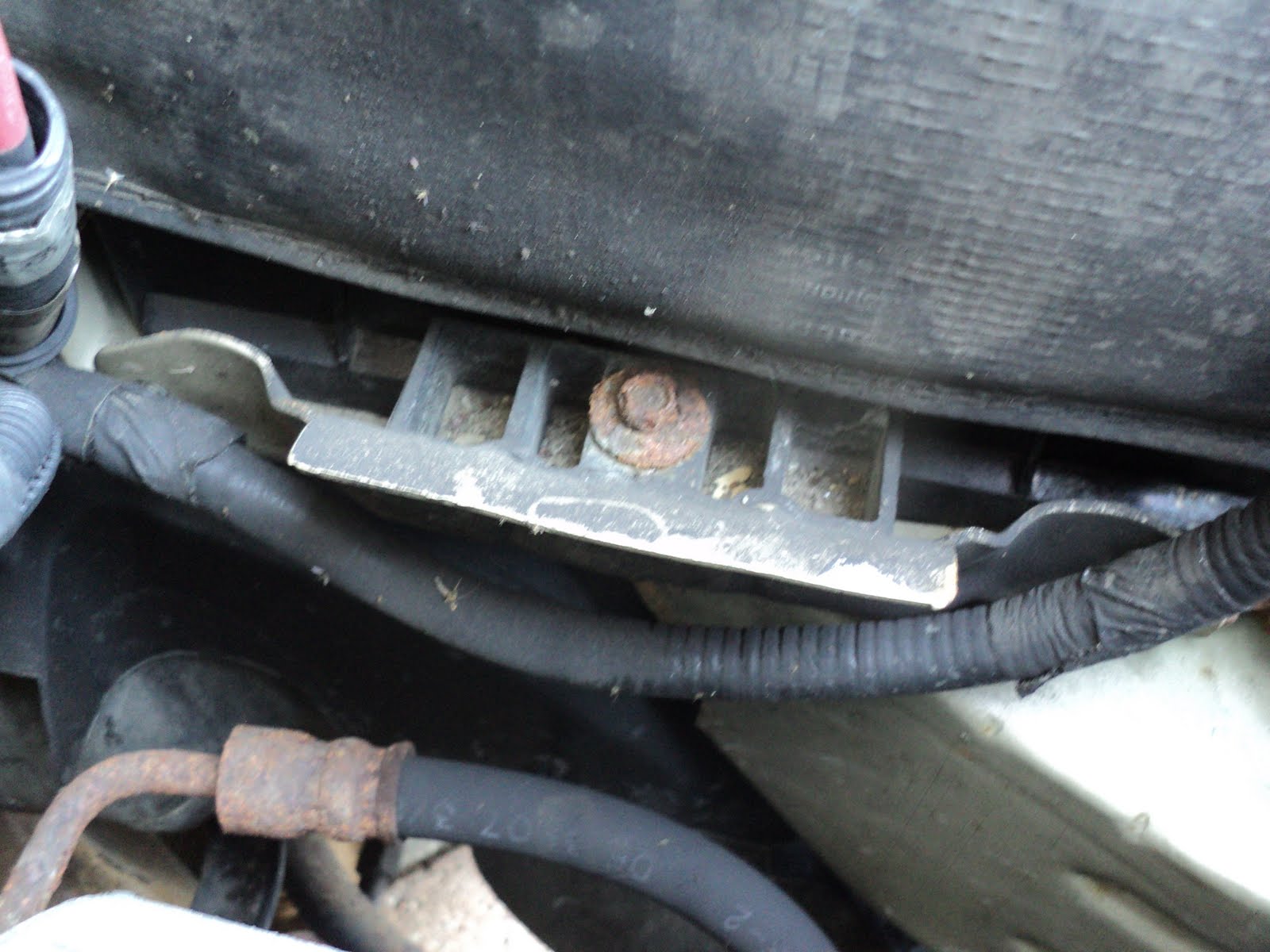 Rouge River Workshop: Battery Replacement -- 1999 Ford Ranger