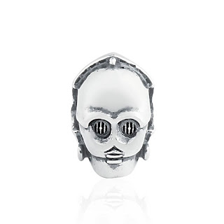 http://www.vivara.com.br/produto/pingente-prata-robo-c-3po-life-moments-star-wars/EL00002687