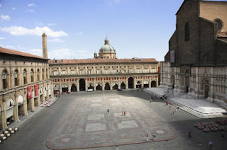 Piazza-Maggiore-Bolonia