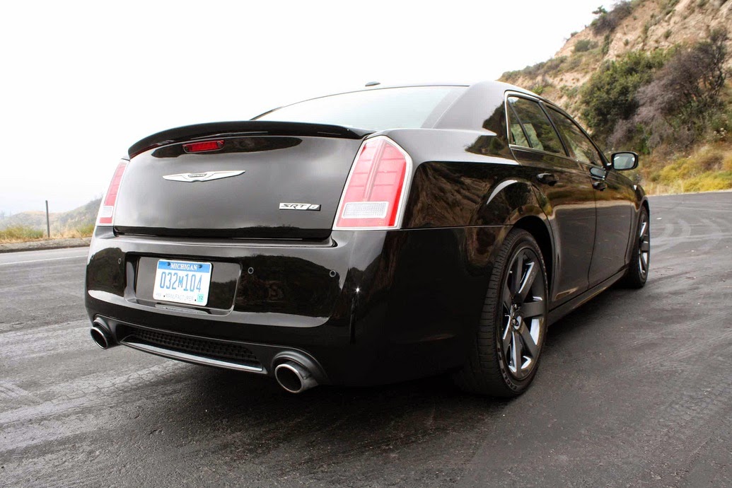 2015 Chrysler 300 SRT8 Car Review and Modification