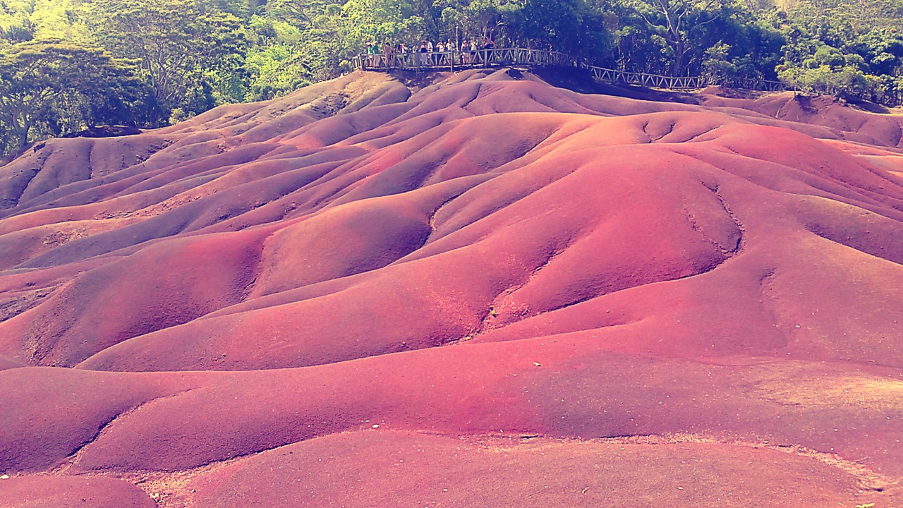LES PETITS PARADIS DE MANON Terres De Sept Couleurs, (Chamarel, Île Maurice) LES PETITS PARADIS DE MANON Terres De Sept Couleurs, (Chamarel, Île Maurice)