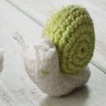https://www.happyberry.co.uk/free-crochet-pattern/Mini-Snail/5065/