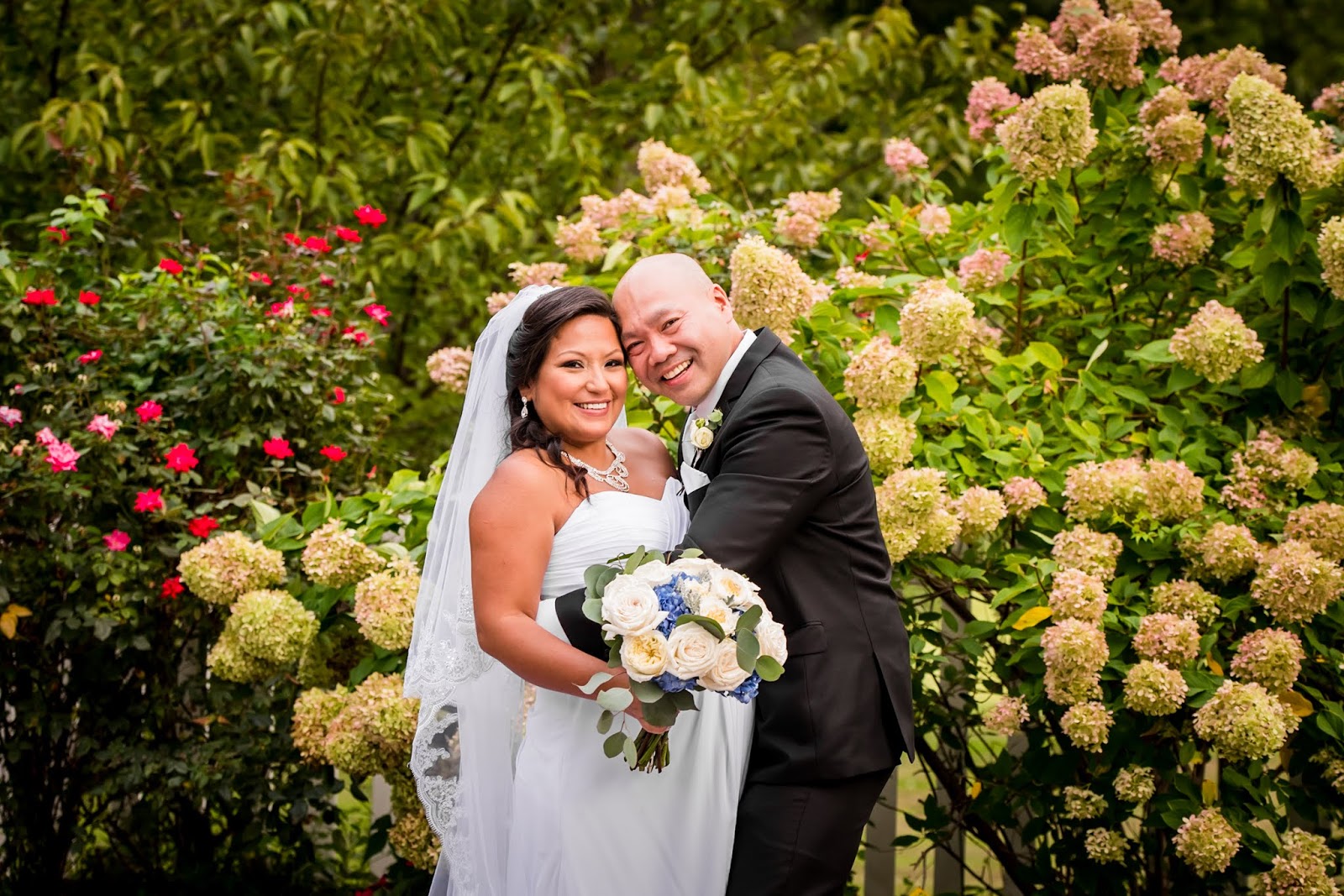The Beauty Of Nature On Their Big Day The Beauty Of Nature On Their Big Day