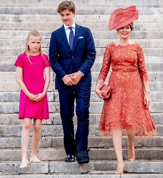 Crown Princess Elisabeth wore Erdem dress. King Philippe, Queen Mathilde, Princess Eleonore, Prince Gabriel and Prince Emmanuel. Natan
