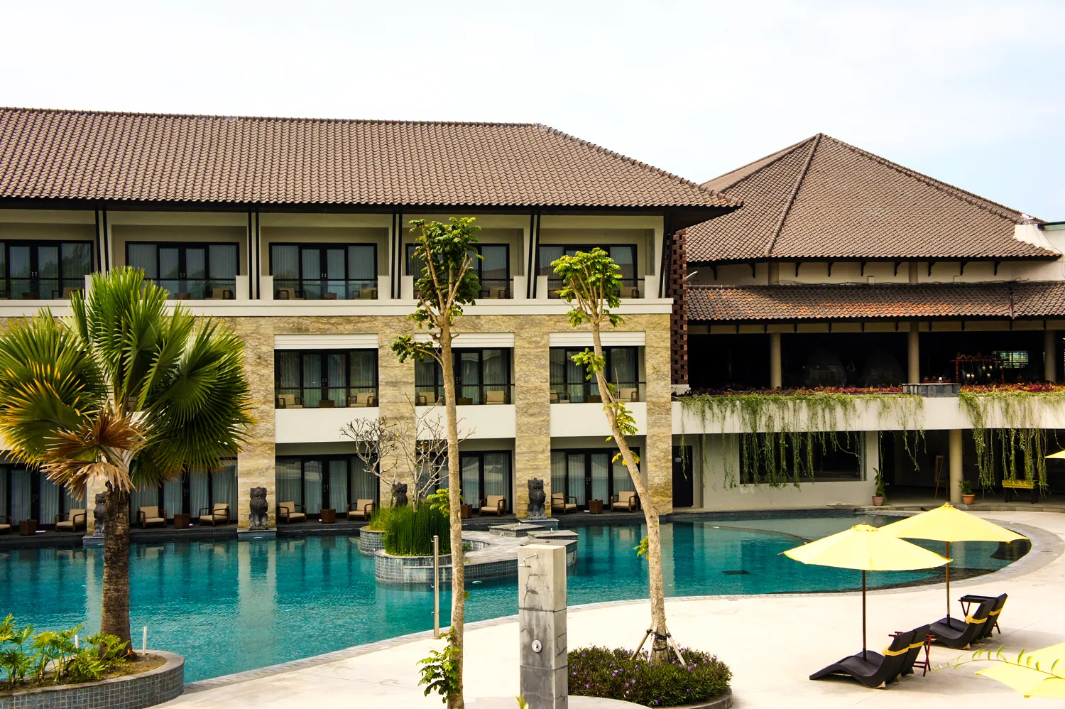 Hotel Singhasari Malang - Homecare24