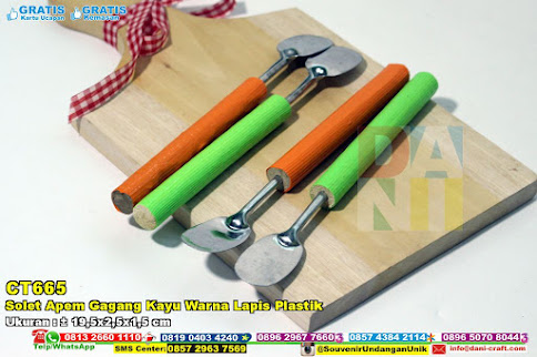Solet Apem Gagang Kayu Warna Lapis Plastik