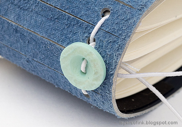 Layers of ink - Faux Leather Wrapped Journal Tutorial by Anna-Karin Evaldsson.
