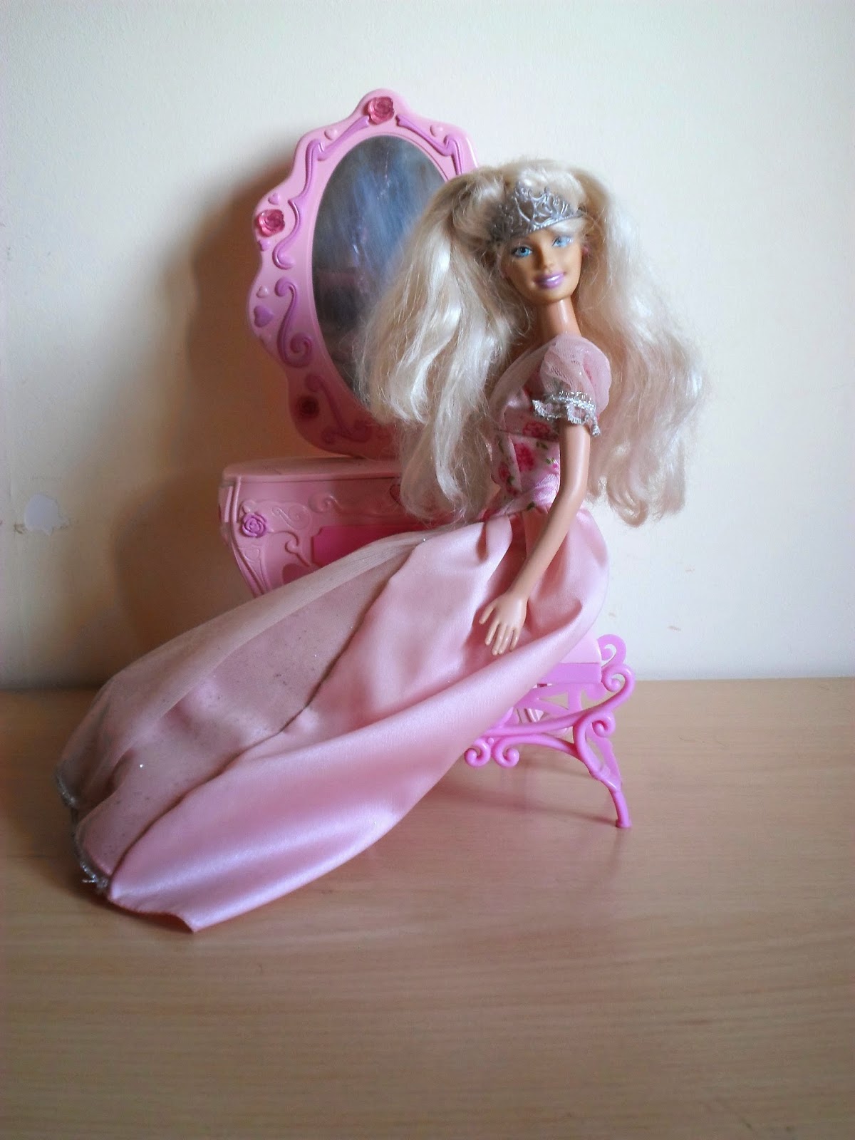 El rincón de mis muñecas: Barbie Cenicienta y Tika Elefante Columpio de la  película:Barbie en la princesa de los animales