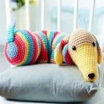 http://www.topcrochetpatterns.com/free-crochet-patterns/frank-the-doggie