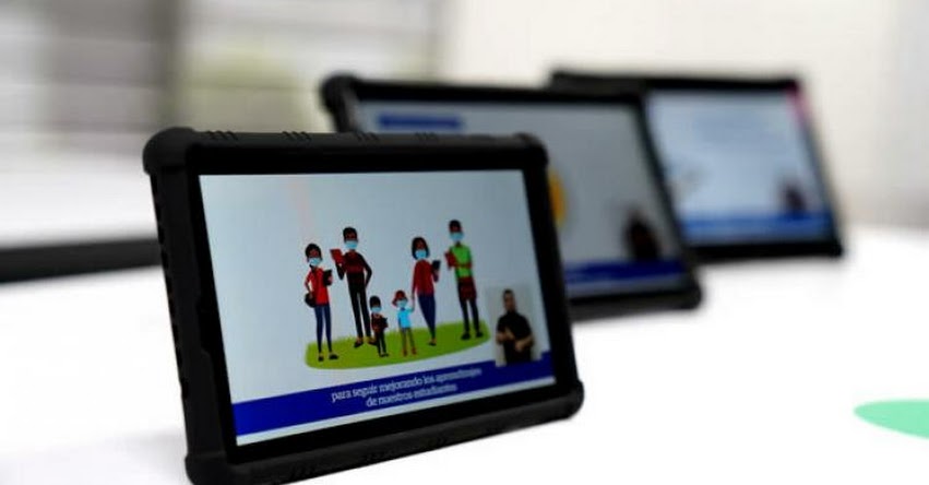 MINEDU entregará tablets a estudiantes y docentes a partir de octubre, tras completar la adquisición de más de 1 millón 50 mil dispositivos electrónicos MINEDU entregará tablets a estudiantes y docentes a partir de octubre, tras completar la adquisición de más de 1 millón 50 mil dispositivos electrónicos