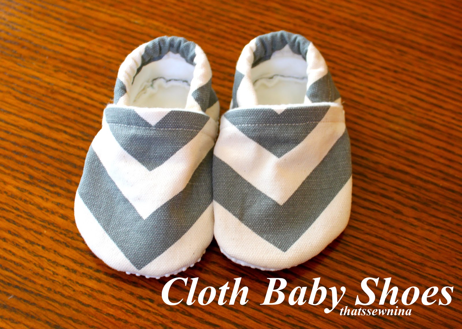 thatssewnina: My favorite DIY baby gift (part 3): Cloth Baby Shoes