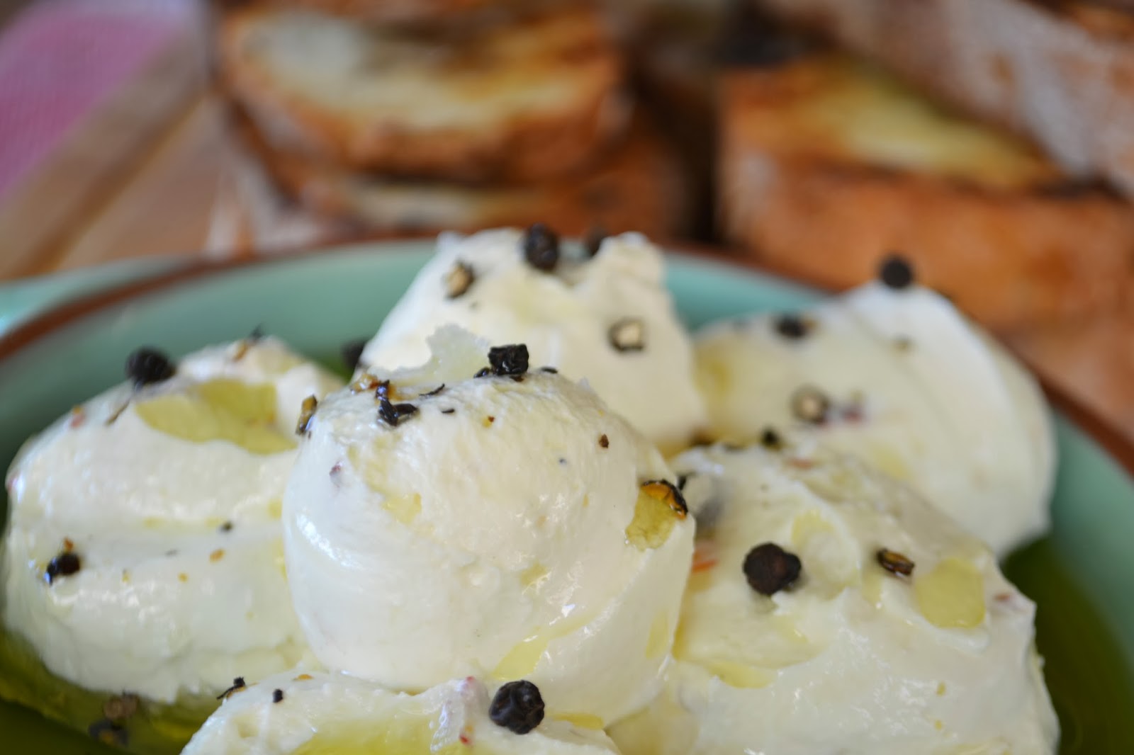 All The Little Extras Garlic & Chilli Labneh (Strained Yoghurt)