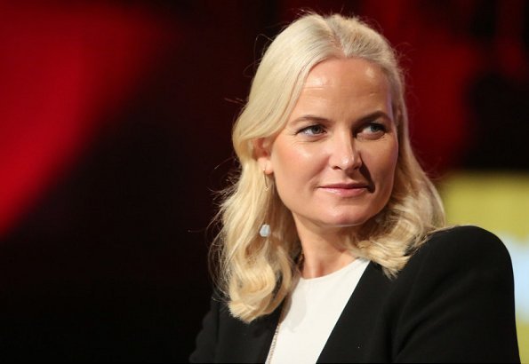 Crown Princess Mette-Marit wore a white polka dot belted skirt and black short jacket. The Homeland and other stories