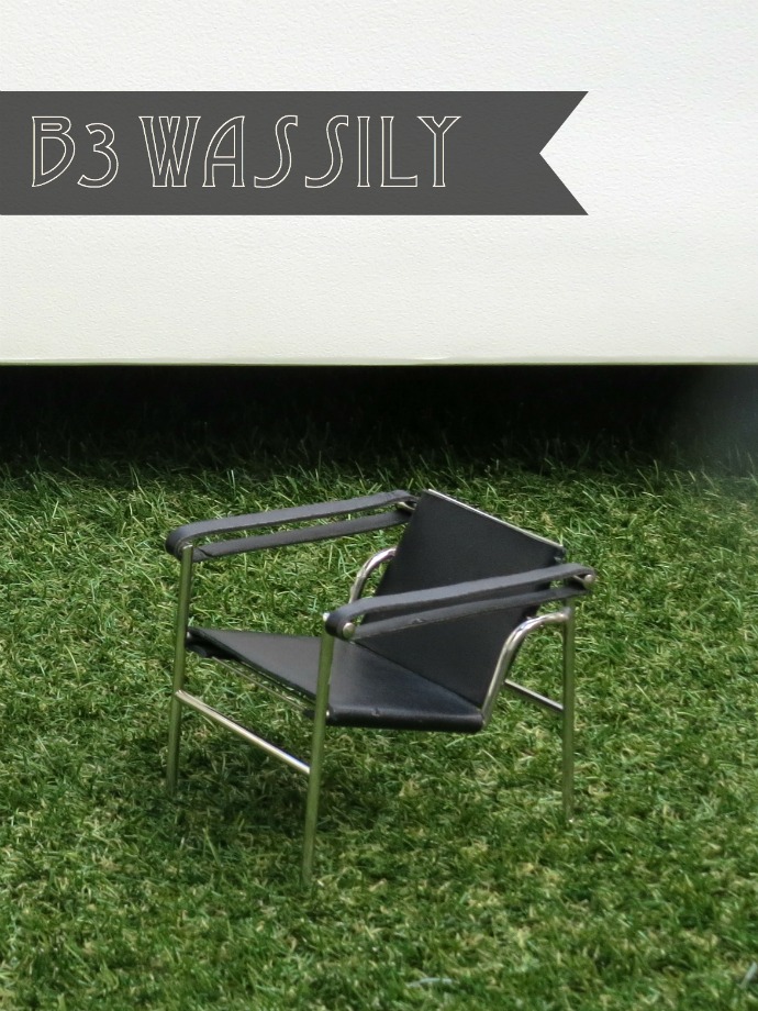 WASSIILY-CHAIR-MINIATURE