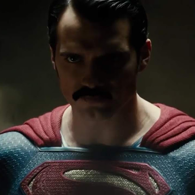 Kryptonian Rhapsody : ヒゲのスーパーマンは故フレディ・マーキュリーに似てなくもないので、クイーンの伝記映画「ボヘミアン・ラプソディ」風にしてみた「ジャスティス・リーグ」の予告編 ! !