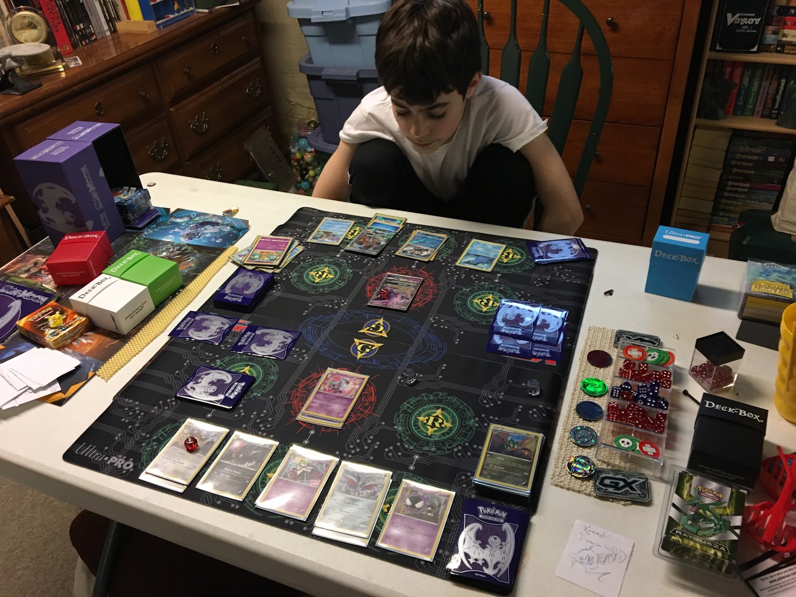magehammer's Gaming Table SurfMonkey, Final Fantasy TCG, Pokemon TCG