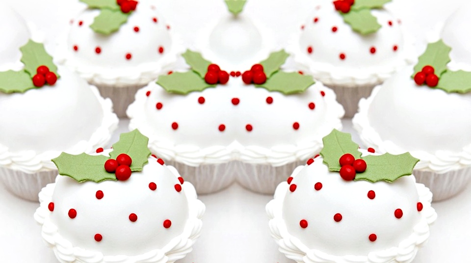 Christmas desserts – Cupcakes ~ charlie hunnam married