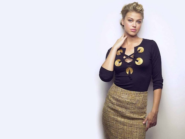 1st year dating anniversary gift ideas for her