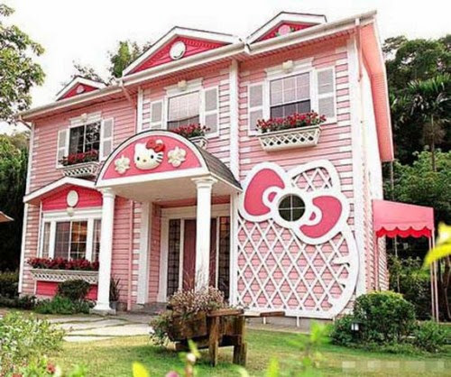 Hello Kitty House In Shanghai, China