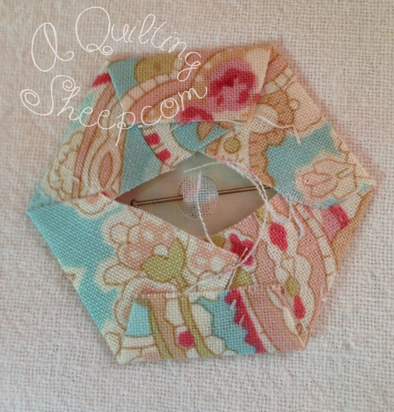 A Quilting Sheep Glue Basting Hexies My Way
