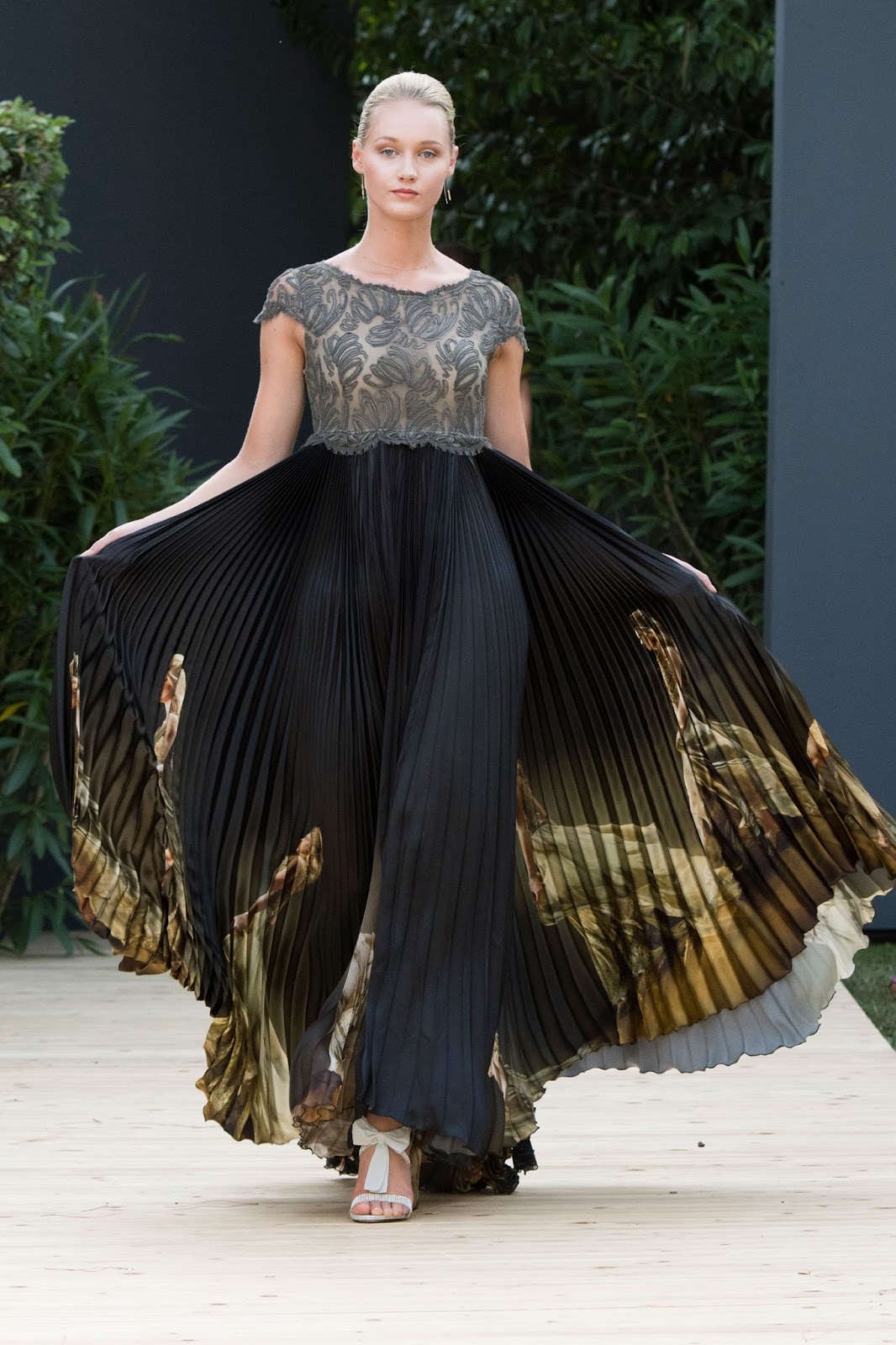 Simply Stunning Couture: Addy Van Den Krommenacker