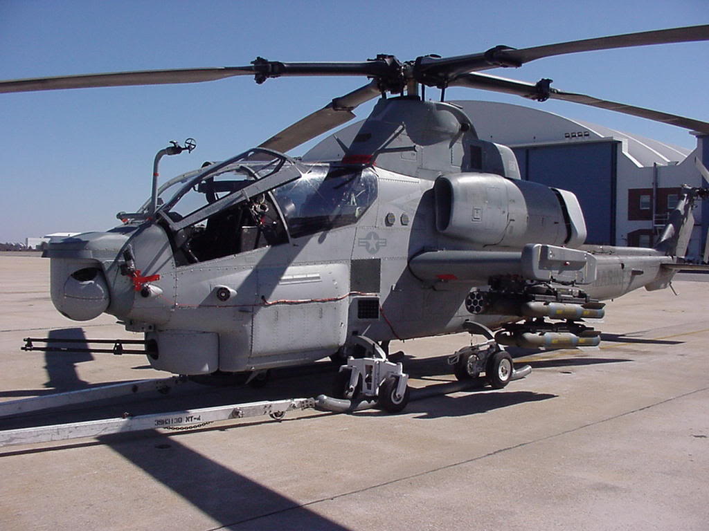 Fighter Jet: Bell AH-1Z Viper