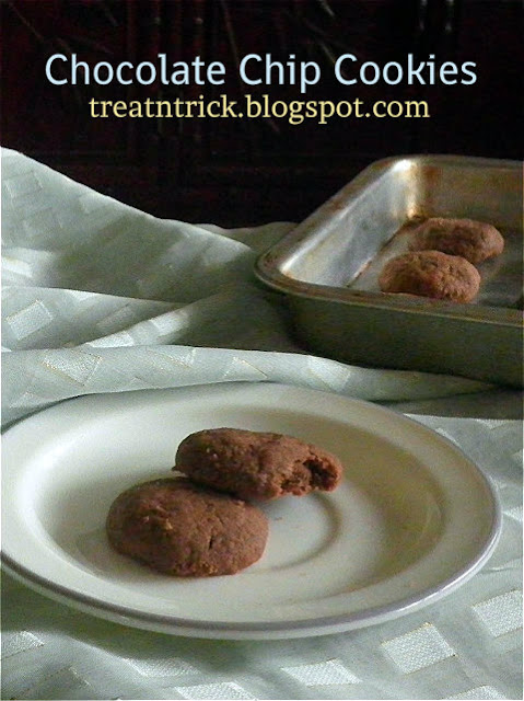 Chocolate Chip Cookies recipes @ treatntrick.blogspot.com