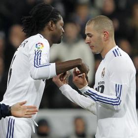 Adebayor substitutes Benzema during Real Madrid match