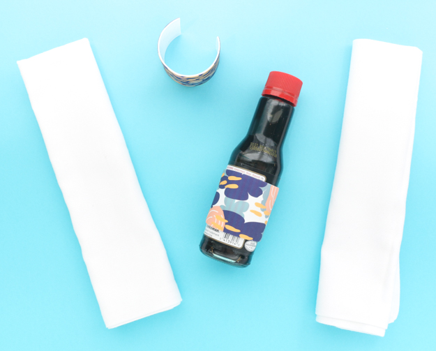 A Kailo Chic Life DIY It Patterned Napkin Rings and Printable Placemats