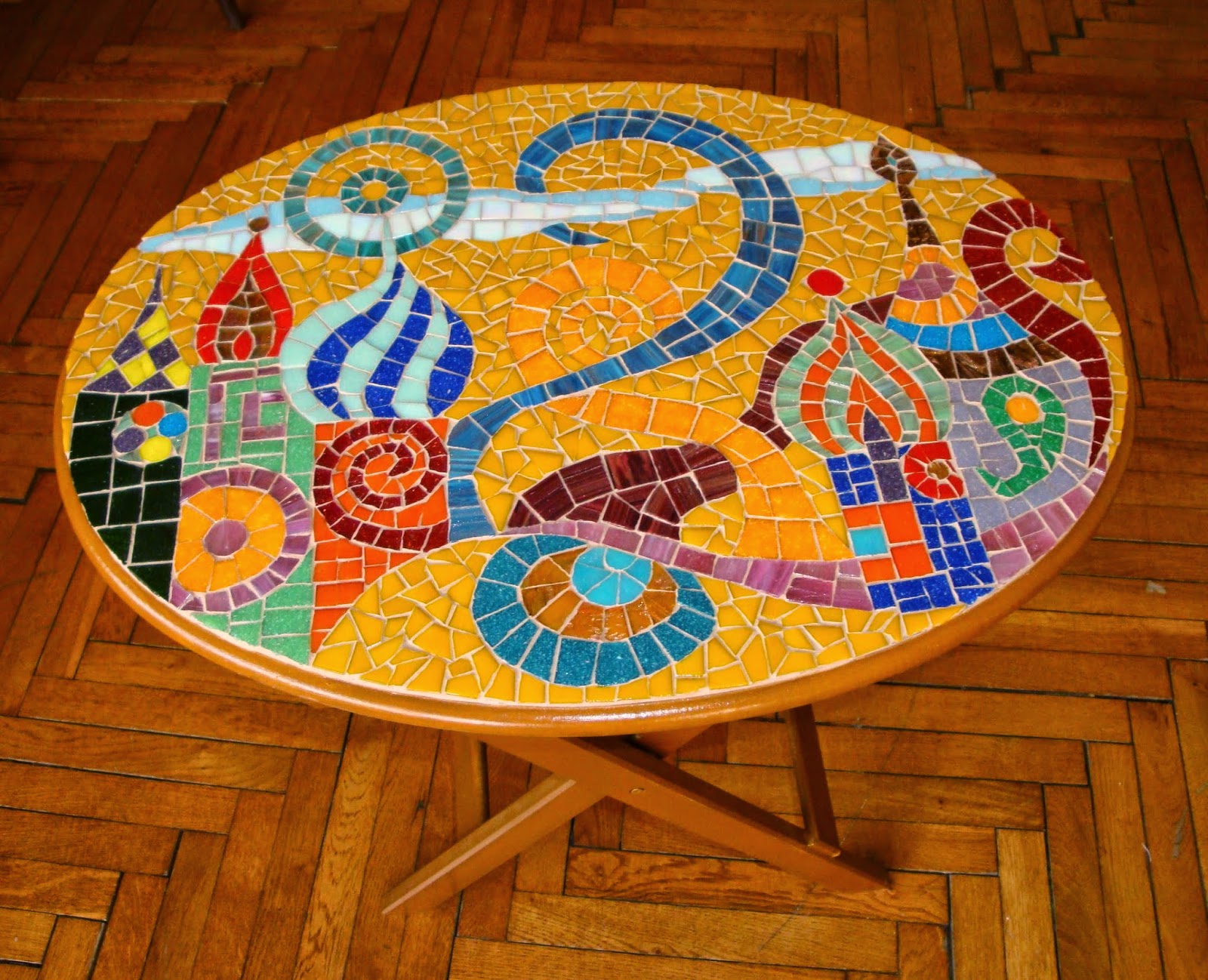 Mozaik Sanatçısı/Ayça Bumin: Mozaik Sehpalarım GittiGidiyor Üzerinden
